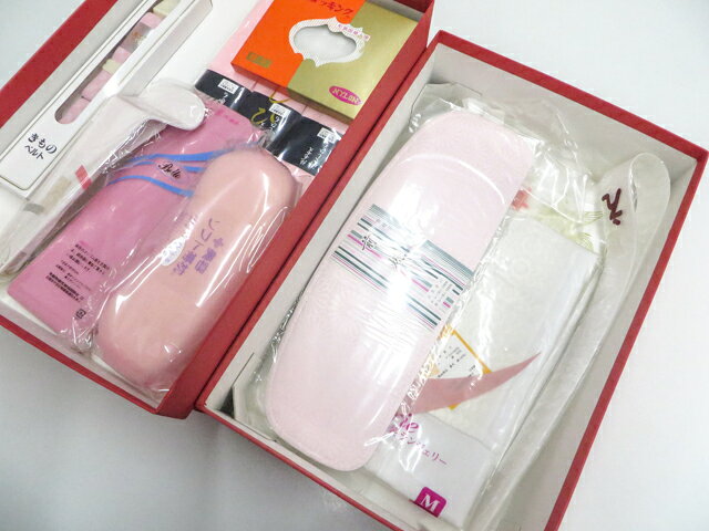 【中古】和装小物 和装小物セット 箱入り 未使用品 美品 r8w06-780【リサイクル】 IDnet