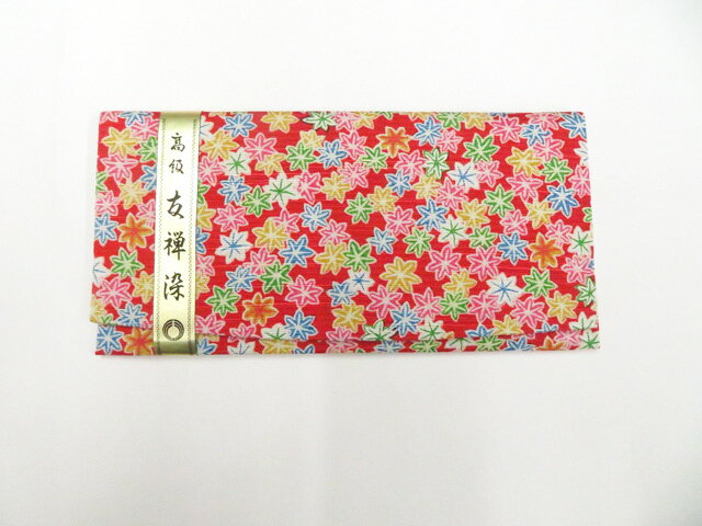 【サイズ・素材・お色】 サイズ：約18.5cm×約9cm 地色：赤 (1枚目の画像が近いお色かと思われます) 素材：- 【商品状態】 汚れ:保管臭がございますが、リサイクル品としては綺麗な状態です。 ランク:N その他: 【ランク説明】 N:新品・未使用品 S:未使用品に近い A:目立った傷や汚れはなく大変良い状態 B:多少の汚れありますが、着用可能 C:傷や汚れが見える部分にありますが、着用は可能 D:状態が悪くリメイク品やジャンク品としてお使いください。 【お読みください】 ※中古品だという点を御理解の上、ご入札ください ※商品画像は、パソコンの機種・モニターなどにより現品と色の違いが出る場合があります。 ※詳細は商品画像にてご確認ください。 ※日本国内から発送いたしております。 ※発送後は追跡番号をお知らせいたします。 ※スタッフによる手作業での検品採寸済み。 撮影：藤好検品：小山　画像：森脇　入力：森脇 【検索キーワード】 中古 リサイクル着物 着物 kimono KIMONO 着付け教室 お茶会 初心者着物 正絹 木綿 絽 単衣 袷 カジュアル フォーマル 七五三 お宮参り 結婚式 お食事会 ショッピング お出かけ 破格 お値打ち 和服 帯 和装小物 20代 30代 40代 50代 60代 70代【仕立て上がり 和服 アウトレット リサイクル着物 通販 アイディーネット きもの】和装小物 和雑貨 友禅染 札入れ 未使用品 26w07-10505