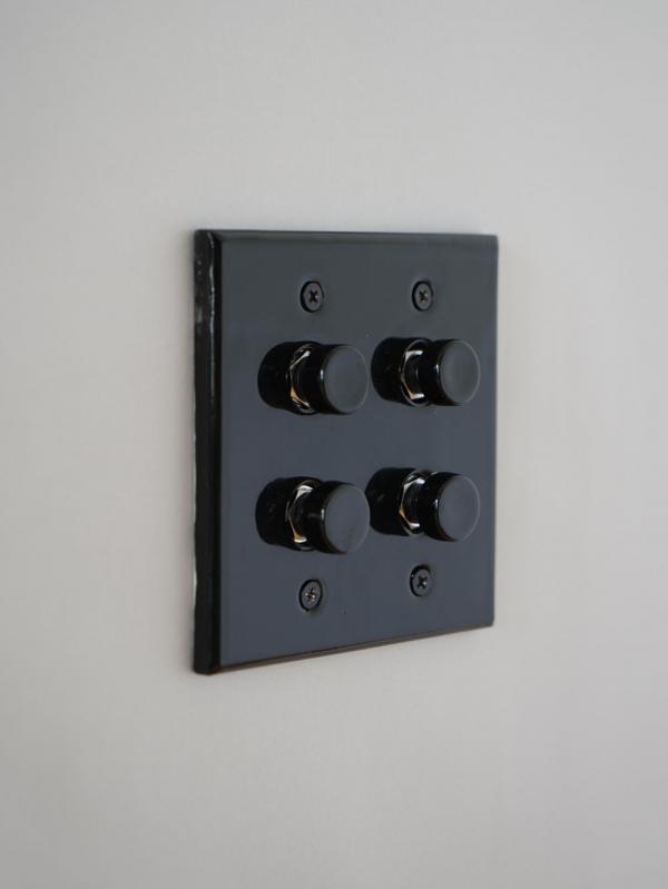 (1000円クーポン配布中) セラミックプレート4プッシュスイッチ ブラック HS3108 おしゃれ かわいい レトロ アンティーク