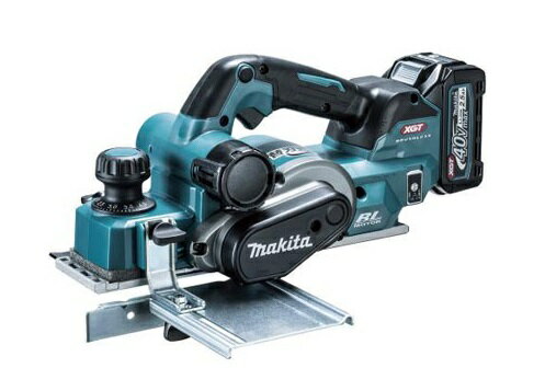 マキタ makita 82mm充電式カンナ KP001GRDX 【バッテリーBL4025×2個】【充電器DC40RA】付属 主要機能 ・最大切削幅：82mm ・最大切削深さ：4mm ・相じゃくり深さ：25mm ・回転数：15.000min-1 ・電圧：直流36V(40Vmax) ・本機寸法：長さ379×幅156×高さ166mm ・質量(バッテリ含む)：3.5kg ・標準付属品 　カンナ刃(本機取付)・予備カンナ刃1組 　ボックスレンチ9(782209-3)・ガイドルール・デプスガイド