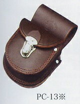 コヅチ PC-13● 材質 ： 牛表皮仕様● サイズ ： H140mm・W90・T30mm● ベルト対応幅 ： 50mmコヅチ PC-13