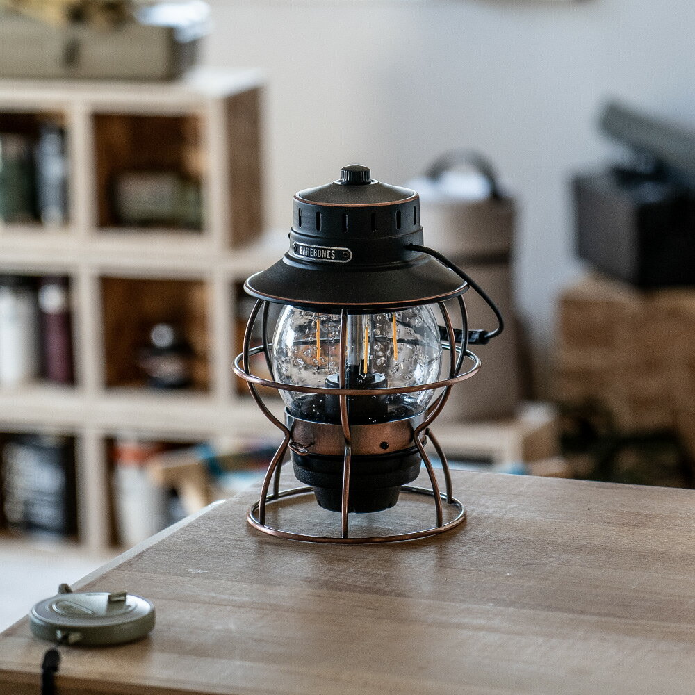 BAREBONES LIVING ベアボーンズリビング Railroad Lantern レイルロードランタンLED オリーブドラブ通販格安セール情報 楽天 通販