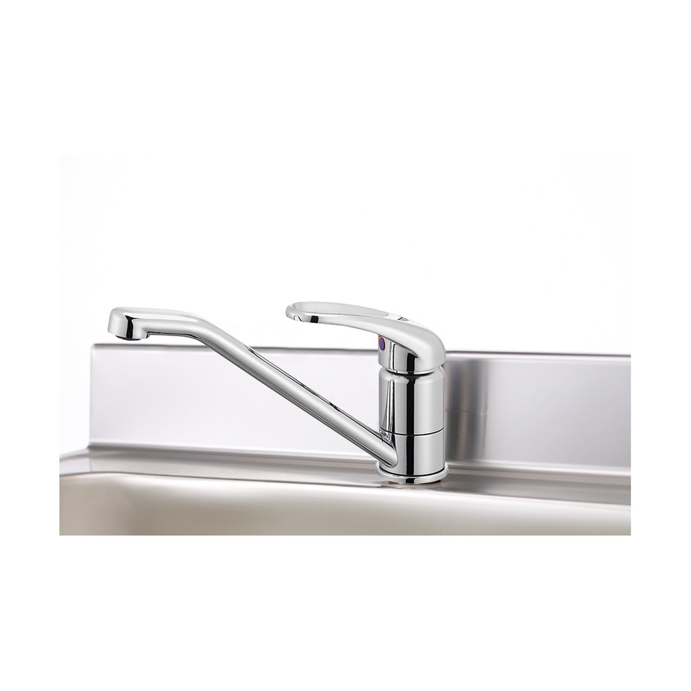 キッチン用シングルレバー混合水栓SC-55A KTD5-85(+4)/KTD5-80用 ワンド/onedo/ONEDO/旧マイセット/旧MY-SET メーカー直送便のため土日祝祭日の配達及び平日時間指定不可となります。 通常8時-17時の間でのルート配送になります。 不在持ち戻り時は別途手数料が発生する可能性がございます。 4t車での配達となります。周辺道路6m以上必要です。お届け先まで侵入できない場合は、入れる所での車上渡しとなります。 配送エリア外へのお届けは原則不可となりますが別途配送料をご了承いただける場合はお届け出来る可能性がございます。お気軽にお問合せください。※画像はイメージ画像となります。ご注文の際は必ずメーカーHP等で、型番、色、寸法、製品の仕様・規格等お確かめの上ご注文ください。※商品の掲載には細心の注意を払っておりますが、ごくまれに誤記述があることがございます。万が一、相違がある場合にも、表記の【型番】通り手配いたします。※水栓金具について、メーカーで通水確認を行っている都合上、ごくまれに商品から残留水が出ることがありますが品質に問題はございません。※保証についてはメーカー保証の範囲内で保証いたします。詳しくは各メーカーの保証書をご確認ください。
