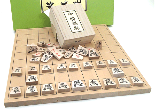 New　木製将棋盤セット　新桂5号折将棋盤と楓押し将棋駒（裏朱字）紙盤付