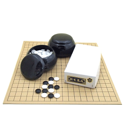 囲碁盤セット　ゴム盤の碁盤（裏13路の両用盤）とガラス碁石梅（約8mm厚）とP碁笥黒大