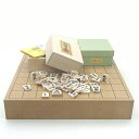 木製将棋セット 新桂2寸卓上接合将棋盤(約6cm厚)と山形天童の正式書体の白椿上彫将棋駒(桐箱入り)