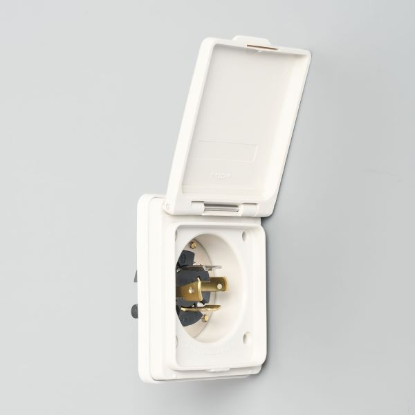 ###Яアメリカン電機 【4245NW-L16】白色 防水形フランジインレット 引掛形 20A 接地形3P 480V (NEMA L16-20) 受注生産