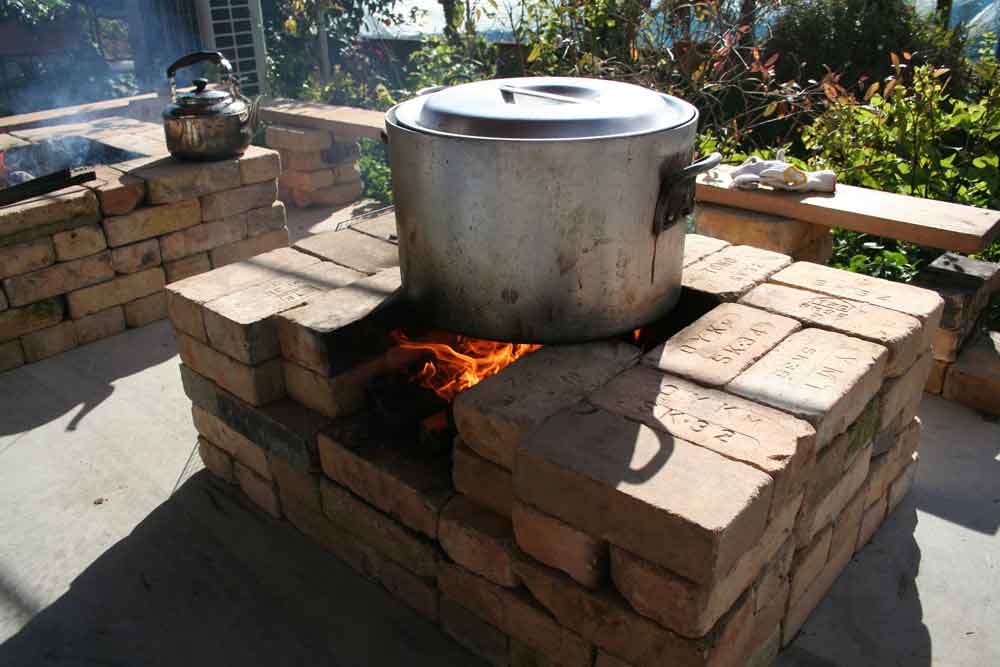 「囲炉裏型バーベキューコンロ小」レンガキット (別途ゆうパック19箱分の送料が必要です) 花壇 ガーデニング DIY通販格安セール情報 楽天 通販