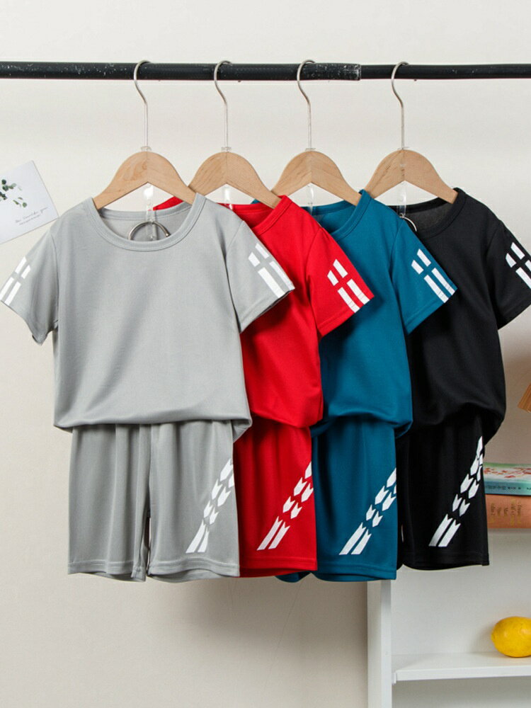 キッズ スポーツウェア セットアップ 幼稚園 男の子 女の子 上下セット Tシャツ 半...