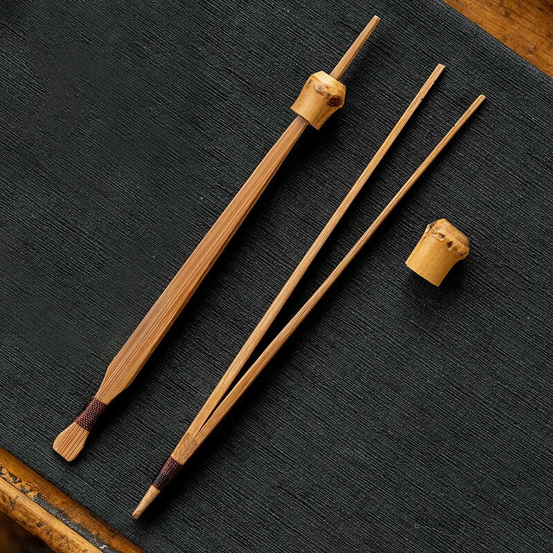 材質：竹製サイズ：長さ 約20.7cmお茶屋に不可欠なお茶作り道具で、家庭、オフィス、お茶屋などでの使用に最適。外観と実用性を兼ね備えた一品です。お祝い、引越し、誕生日などにお茶を愛する友達、同僚、家族への贈り物としても素晴らしいです。形はシンプルで面白い、きめが細かく丈夫で、カビや虫がつきにくいため、耐久性に優れています。お手入れが簡単、湿らせた布とタオルで乾かすか、流水ですすいでください。
