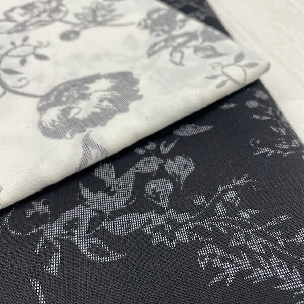 コットン 綿 マンガン絣 つる花柄 生地 30番手 やや薄手 普通地 平織り 花柄 フラワー オフ ブラック ..