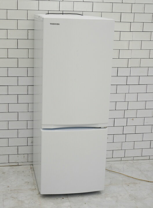 【中古】【地域限定配送・設置無料】東芝製2024年式153L中古冷凍冷蔵庫　GR-V15BS(W)