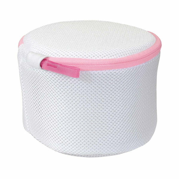 繊細なランジェリーのお洗濯も安心ブラジャーなどの繊細な小物下着類を優しく洗えるブラジャー専用洗濯ネット。フタにフロートがついているので、適度な浮力があり、水流を利用して汚れを落とします。外側は丈夫な立体ネット、内側はやさしいガードメッシュネットの二重構造。 ブラジャーをからみ・型くずれからやさしく守ります。液体洗剤はもちろん、ドライ洗剤でもご使用になれます。ブラジャーの他、ストッキングやキャミソールなど、洗濯時傷みやすい小物類に。商品サイズ（約）直径16×11cm材質ネット、ファスナー、バイアス/ポリエステル　ファスナーヒモ/ナイロン　フロート板/ポリエチレン製造国中国製造メーカーオーエ