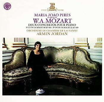 【中古】［CD］モーツァルト：ピアノ協奏曲第12番＆第19番【メーカー名】【メーカー型番】【ブランド名】ワーナーミュージックジャパン【商品説明】モーツァルト：ピアノ協奏曲第12番＆第19番こちらの商品は中古品となっております。 画像はイメージ写真ですので 商品のコンディション・付属品の有無については入荷の度異なります。 買取時より付属していたものはお付けしておりますが付属品や消耗品に保証はございません。 商品ページ画像以外の付属品はございませんのでご了承下さいませ。 中古品のため使用に影響ない程度の使用感・経年劣化（傷、汚れなど）がある場合がございます。 また、中古品の特性上ギフトには適しておりません。 当店では初期不良に限り 商品到着から7日間は返品を受付けております。 他モールとの併売品の為 完売の際はご連絡致しますのでご了承ください。 プリンター・印刷機器のご注意点 インクは配送中のインク漏れ防止の為、付属しておりませんのでご了承下さい。 ドライバー等ソフトウェア・マニュアルはメーカーサイトより最新版のダウンロードをお願い致します。 ゲームソフトのご注意点 特典・付属品・パッケージ・プロダクトコード・ダウンロードコード等は 付属していない場合がございますので事前にお問合せ下さい。 商品名に「輸入版 / 海外版 / IMPORT 」と記載されている海外版ゲームソフトの一部は日本版のゲーム機では動作しません。 お持ちのゲーム機のバージョンをあらかじめご参照のうえ動作の有無をご確認ください。 輸入版ゲームについてはメーカーサポートの対象外です。 DVD・Blu-rayのご注意点 特典・付属品・パッケージ・プロダクトコード・ダウンロードコード等は 付属していない場合がございますので事前にお問合せ下さい。 商品名に「輸入版 / 海外版 / IMPORT 」と記載されている海外版DVD・Blu-rayにつきましては 映像方式の違いの為、一般的な国内向けプレイヤーにて再生できません。 ご覧になる際はディスクの「リージョンコード」と「映像方式※DVDのみ」に再生機器側が対応している必要があります。 パソコンでは映像方式は関係ないため、リージョンコードさえ合致していれば映像方式を気にすることなく視聴可能です。 商品名に「レンタル落ち 」と記載されている商品につきましてはディスクやジャケットに管理シール（値札・セキュリティータグ・バーコード等含みます）が貼付されています。 ディスクの再生に支障の無い程度の傷やジャケットに傷み（色褪せ・破れ・汚れ・濡れ痕等）が見られる場合がありますので予めご了承ください。 2巻セット以上のレンタル落ちDVD・Blu-rayにつきましては、複数枚収納可能なトールケースに同梱してお届け致します。 トレーディングカードのご注意点 当店での「良い」表記のトレーディングカードはプレイ用でございます。 中古買取り品の為、細かなキズ・白欠け・多少の使用感がございますのでご了承下さいませ。 再録などで型番が違う場合がございます。 違った場合でも事前連絡等は致しておりませんので、型番を気にされる方はご遠慮ください。 ご注文からお届けまで 1、ご注文⇒ご注文は24時間受け付けております。 2、注文確認⇒ご注文後、当店から注文確認メールを送信します。 3、お届けまで3-10営業日程度とお考え下さい。 　※海外在庫品の場合は3週間程度かかる場合がございます。 4、入金確認⇒前払い決済をご選択の場合、ご入金確認後、配送手配を致します。 5、出荷⇒配送準備が整い次第、出荷致します。発送後に出荷完了メールにてご連絡致します。 　※離島、北海道、九州、沖縄は遅れる場合がございます。予めご了承下さい。 当店ではすり替え防止のため、シリアルナンバーを控えております。 万が一すり替え等ありました場合は然るべき対応をさせていただきます。 お客様都合によるご注文後のキャンセル・返品はお受けしておりませんのでご了承下さい。 電話対応はしておりませんので質問等はメッセージまたはメールにてお願い致します。