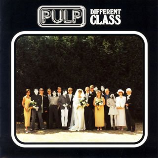 【中古】［CD］DIFFERENT CLASS コモン・ピープル【メーカー名】【メーカー型番】【ブランド名】ユニバーサル ミュージック【商品説明】DIFFERENT CLASS コモン・ピープルこちらの商品は中古品となっております。 画像はイメージ写真ですので 商品のコンディション・付属品の有無については入荷の度異なります。 買取時より付属していたものはお付けしておりますが付属品や消耗品に保証はございません。 商品ページ画像以外の付属品はございませんのでご了承下さいませ。 中古品のため使用に影響ない程度の使用感・経年劣化（傷、汚れなど）がある場合がございます。 また、中古品の特性上ギフトには適しておりません。 当店では初期不良に限り 商品到着から7日間は返品を受付けております。 他モールとの併売品の為 完売の際はご連絡致しますのでご了承ください。 プリンター・印刷機器のご注意点 インクは配送中のインク漏れ防止の為、付属しておりませんのでご了承下さい。 ドライバー等ソフトウェア・マニュアルはメーカーサイトより最新版のダウンロードをお願い致します。 ゲームソフトのご注意点 特典・付属品・パッケージ・プロダクトコード・ダウンロードコード等は 付属していない場合がございますので事前にお問合せ下さい。 商品名に「輸入版 / 海外版 / IMPORT 」と記載されている海外版ゲームソフトの一部は日本版のゲーム機では動作しません。 お持ちのゲーム機のバージョンをあらかじめご参照のうえ動作の有無をご確認ください。 輸入版ゲームについてはメーカーサポートの対象外です。 DVD・Blu-rayのご注意点 特典・付属品・パッケージ・プロダクトコード・ダウンロードコード等は 付属していない場合がございますので事前にお問合せ下さい。 商品名に「輸入版 / 海外版 / IMPORT 」と記載されている海外版DVD・Blu-rayにつきましては 映像方式の違いの為、一般的な国内向けプレイヤーにて再生できません。 ご覧になる際はディスクの「リージョンコード」と「映像方式※DVDのみ」に再生機器側が対応している必要があります。 パソコンでは映像方式は関係ないため、リージョンコードさえ合致していれば映像方式を気にすることなく視聴可能です。 商品名に「レンタル落ち 」と記載されている商品につきましてはディスクやジャケットに管理シール（値札・セキュリティータグ・バーコード等含みます）が貼付されています。 ディスクの再生に支障の無い程度の傷やジャケットに傷み（色褪せ・破れ・汚れ・濡れ痕等）が見られる場合がありますので予めご了承ください。 2巻セット以上のレンタル落ちDVD・Blu-rayにつきましては、複数枚収納可能なトールケースに同梱してお届け致します。 トレーディングカードのご注意点 当店での「良い」表記のトレーディングカードはプレイ用でございます。 中古買取り品の為、細かなキズ・白欠け・多少の使用感がございますのでご了承下さいませ。 再録などで型番が違う場合がございます。 違った場合でも事前連絡等は致しておりませんので、型番を気にされる方はご遠慮ください。 ご注文からお届けまで 1、ご注文⇒ご注文は24時間受け付けております。 2、注文確認⇒ご注文後、当店から注文確認メールを送信します。 3、お届けまで3-10営業日程度とお考え下さい。 　※海外在庫品の場合は3週間程度かかる場合がございます。 4、入金確認⇒前払い決済をご選択の場合、ご入金確認後、配送手配を致します。 5、出荷⇒配送準備が整い次第、出荷致します。発送後に出荷完了メールにてご連絡致します。 　※離島、北海道、九州、沖縄は遅れる場合がございます。予めご了承下さい。 当店ではすり替え防止のため、シリアルナンバーを控えております。 万が一すり替え等ありました場合は然るべき対応をさせていただきます。 お客様都合によるご注文後のキャンセル・返品はお受けしておりませんのでご了承下さい。 電話対応はしておりませんので質問等はメッセージまたはメールにてお願い致します。