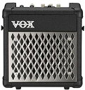 【中古】（非常に良い）VOX ギター用 モデリングアンプ リズムパターン内蔵 MINI5 Rhythm 自宅練習 ストリートに最適 持ち運び 電池駆動 マイク入力 MP3接続 ヘッドフォ