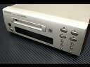 【中古】ケンウッド KENWOOD AvinoPRO DM-7PRO MDレコーダー【メーカー名】【メーカー型番】【ブランド名】ケンウッド(KENWOOD)【商品説明】ケンウッド KENWOOD AvinoPRO DM-7PRO MDレコーダーこちらの商品は中古品となっております。 画像はイメージ写真ですので 商品のコンディション・付属品の有無については入荷の度異なります。 買取時より付属していたものはお付けしておりますが付属品や消耗品に保証はございません。 商品ページ画像以外の付属品はございませんのでご了承下さいませ。 中古品のため使用に影響ない程度の使用感・経年劣化（傷、汚れなど）がある場合がございます。 また、中古品の特性上ギフトには適しておりません。 当店では初期不良に限り 商品到着から7日間は返品を受付けております。 他モールとの併売品の為 完売の際はご連絡致しますのでご了承ください。 プリンター・印刷機器のご注意点 インクは配送中のインク漏れ防止の為、付属しておりませんのでご了承下さい。 ドライバー等ソフトウェア・マニュアルはメーカーサイトより最新版のダウンロードをお願い致します。 ゲームソフトのご注意点 特典・付属品・パッケージ・プロダクトコード・ダウンロードコード等は 付属していない場合がございますので事前にお問合せ下さい。 商品名に「輸入版 / 海外版 / IMPORT 」と記載されている海外版ゲームソフトの一部は日本版のゲーム機では動作しません。 お持ちのゲーム機のバージョンをあらかじめご参照のうえ動作の有無をご確認ください。 輸入版ゲームについてはメーカーサポートの対象外です。 DVD・Blu-rayのご注意点 特典・付属品・パッケージ・プロダクトコード・ダウンロードコード等は 付属していない場合がございますので事前にお問合せ下さい。 商品名に「輸入版 / 海外版 / IMPORT 」と記載されている海外版DVD・Blu-rayにつきましては 映像方式の違いの為、一般的な国内向けプレイヤーにて再生できません。 ご覧になる際はディスクの「リージョンコード」と「映像方式※DVDのみ」に再生機器側が対応している必要があります。 パソコンでは映像方式は関係ないため、リージョンコードさえ合致していれば映像方式を気にすることなく視聴可能です。 商品名に「レンタル落ち 」と記載されている商品につきましてはディスクやジャケットに管理シール（値札・セキュリティータグ・バーコード等含みます）が貼付されています。 ディスクの再生に支障の無い程度の傷やジャケットに傷み（色褪せ・破れ・汚れ・濡れ痕等）が見られる場合がありますので予めご了承ください。 2巻セット以上のレンタル落ちDVD・Blu-rayにつきましては、複数枚収納可能なトールケースに同梱してお届け致します。 トレーディングカードのご注意点 当店での「良い」表記のトレーディングカードはプレイ用でございます。 中古買取り品の為、細かなキズ・白欠け・多少の使用感がございますのでご了承下さいませ。 再録などで型番が違う場合がございます。 違った場合でも事前連絡等は致しておりませんので、型番を気にされる方はご遠慮ください。 ご注文からお届けまで 1、ご注文⇒ご注文は24時間受け付けております。 2、注文確認⇒ご注文後、当店から注文確認メールを送信します。 3、お届けまで3-10営業日程度とお考え下さい。 　※海外在庫品の場合は3週間程度かかる場合がございます。 4、入金確認⇒前払い決済をご選択の場合、ご入金確認後、配送手配を致します。 5、出荷⇒配送準備が整い次第、出荷致します。発送後に出荷完了メールにてご連絡致します。 　※離島、北海道、九州、沖縄は遅れる場合がございます。予めご了承下さい。 当店ではすり替え防止のため、シリアルナンバーを控えております。 万が一すり替え等ありました場合は然るべき対応をさせていただきます。 お客様都合によるご注文後のキャンセル・返品はお受けしておりませんのでご了承下さい。 電話対応はしておりませんので質問等はメッセージまたはメールにてお願い致します。