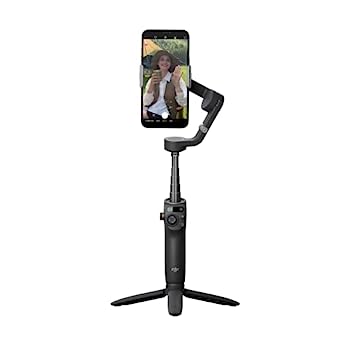 【中古】DJI Osmo Mobile 6 スマホ用ジンバルスタビライザー、AI編集＆自動追跡3軸スマホジンバル、内蔵延長ロッド、ポータブル&折りたたみ式、Android&iPhone用ジンバル、Vlogスタビライザー、YouTube&TikTok動画【メーカー名】【メーカー型番】【ブランド名】DJI【商品説明】DJI Osmo Mobile 6 スマホ用ジンバルスタビライザー、AI編集＆自動追跡3軸スマホジンバル、内蔵延長ロッド、ポータブル&折りたたみ式、Android&iPhone用ジンバル、Vlogスタビライザー、YouTube&TikTok動画こちらの商品は中古品となっております。 画像はイメージ写真ですので 商品のコンディション・付属品の有無については入荷の度異なります。 買取時より付属していたものはお付けしておりますが付属品や消耗品に保証はございません。 商品ページ画像以外の付属品はございませんのでご了承下さいませ。 中古品のため使用に影響ない程度の使用感・経年劣化（傷、汚れなど）がある場合がございます。 また、中古品の特性上ギフトには適しておりません。 当店では初期不良に限り 商品到着から7日間は返品を受付けております。 他モールとの併売品の為 完売の際はご連絡致しますのでご了承ください。 プリンター・印刷機器のご注意点 インクは配送中のインク漏れ防止の為、付属しておりませんのでご了承下さい。 ドライバー等ソフトウェア・マニュアルはメーカーサイトより最新版のダウンロードをお願い致します。 ゲームソフトのご注意点 特典・付属品・パッケージ・プロダクトコード・ダウンロードコード等は 付属していない場合がございますので事前にお問合せ下さい。 商品名に「輸入版 / 海外版 / IMPORT 」と記載されている海外版ゲームソフトの一部は日本版のゲーム機では動作しません。 お持ちのゲーム機のバージョンをあらかじめご参照のうえ動作の有無をご確認ください。 輸入版ゲームについてはメーカーサポートの対象外です。 DVD・Blu-rayのご注意点 特典・付属品・パッケージ・プロダクトコード・ダウンロードコード等は 付属していない場合がございますので事前にお問合せ下さい。 商品名に「輸入版 / 海外版 / IMPORT 」と記載されている海外版DVD・Blu-rayにつきましては 映像方式の違いの為、一般的な国内向けプレイヤーにて再生できません。 ご覧になる際はディスクの「リージョンコード」と「映像方式※DVDのみ」に再生機器側が対応している必要があります。 パソコンでは映像方式は関係ないため、リージョンコードさえ合致していれば映像方式を気にすることなく視聴可能です。 商品名に「レンタル落ち 」と記載されている商品につきましてはディスクやジャケットに管理シール（値札・セキュリティータグ・バーコード等含みます）が貼付されています。 ディスクの再生に支障の無い程度の傷やジャケットに傷み（色褪せ・破れ・汚れ・濡れ痕等）が見られる場合がありますので予めご了承ください。 2巻セット以上のレンタル落ちDVD・Blu-rayにつきましては、複数枚収納可能なトールケースに同梱してお届け致します。 トレーディングカードのご注意点 当店での「良い」表記のトレーディングカードはプレイ用でございます。 中古買取り品の為、細かなキズ・白欠け・多少の使用感がございますのでご了承下さいませ。 再録などで型番が違う場合がございます。 違った場合でも事前連絡等は致しておりませんので、型番を気にされる方はご遠慮ください。 ご注文からお届けまで 1、ご注文⇒ご注文は24時間受け付けております。 2、注文確認⇒ご注文後、当店から注文確認メールを送信します。 3、お届けまで3-10営業日程度とお考え下さい。 　※海外在庫品の場合は3週間程度かかる場合がございます。 4、入金確認⇒前払い決済をご選択の場合、ご入金確認後、配送手配を致します。 5、出荷⇒配送準備が整い次第、出荷致します。発送後に出荷完了メールにてご連絡致します。 　※離島、北海道、九州、沖縄は遅れる場合がございます。予めご了承下さい。 当店ではすり替え防止のため、シリアルナンバーを控えております。 万が一すり替え等ありました場合は然るべき対応をさせていただきます。 お客様都合によるご注文後のキャンセル・返品はお受けしておりませんのでご了承下さい。 電話対応はしておりませんので質問等はメッセージまたはメールにてお願い致します。