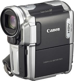 【中古】Canon ハイビジョンデジタルビデオカメラ iVIS (アイビス) HV10 グラナイトブラック IVISHV10(B)【メーカー名】【メーカー型番】【ブランド名】キヤノン【商品説明】Canon ハイビジョンデジタルビデオカメラ iVIS (アイビス) HV10 グラナイトブラック IVISHV10(B)こちらの商品は中古品となっております。 画像はイメージ写真ですので 商品のコンディション・付属品の有無については入荷の度異なります。 買取時より付属していたものはお付けしておりますが付属品や消耗品に保証はございません。 商品ページ画像以外の付属品はございませんのでご了承下さいませ。 中古品のため使用に影響ない程度の使用感・経年劣化（傷、汚れなど）がある場合がございます。 また、中古品の特性上ギフトには適しておりません。 当店では初期不良に限り 商品到着から7日間は返品を受付けております。 他モールとの併売品の為 完売の際はご連絡致しますのでご了承ください。 プリンター・印刷機器のご注意点 インクは配送中のインク漏れ防止の為、付属しておりませんのでご了承下さい。 ドライバー等ソフトウェア・マニュアルはメーカーサイトより最新版のダウンロードをお願い致します。 ゲームソフトのご注意点 特典・付属品・パッケージ・プロダクトコード・ダウンロードコード等は 付属していない場合がございますので事前にお問合せ下さい。 商品名に「輸入版 / 海外版 / IMPORT 」と記載されている海外版ゲームソフトの一部は日本版のゲーム機では動作しません。 お持ちのゲーム機のバージョンをあらかじめご参照のうえ動作の有無をご確認ください。 輸入版ゲームについてはメーカーサポートの対象外です。 DVD・Blu-rayのご注意点 特典・付属品・パッケージ・プロダクトコード・ダウンロードコード等は 付属していない場合がございますので事前にお問合せ下さい。 商品名に「輸入版 / 海外版 / IMPORT 」と記載されている海外版DVD・Blu-rayにつきましては 映像方式の違いの為、一般的な国内向けプレイヤーにて再生できません。 ご覧になる際はディスクの「リージョンコード」と「映像方式※DVDのみ」に再生機器側が対応している必要があります。 パソコンでは映像方式は関係ないため、リージョンコードさえ合致していれば映像方式を気にすることなく視聴可能です。 商品名に「レンタル落ち 」と記載されている商品につきましてはディスクやジャケットに管理シール（値札・セキュリティータグ・バーコード等含みます）が貼付されています。 ディスクの再生に支障の無い程度の傷やジャケットに傷み（色褪せ・破れ・汚れ・濡れ痕等）が見られる場合がありますので予めご了承ください。 2巻セット以上のレンタル落ちDVD・Blu-rayにつきましては、複数枚収納可能なトールケースに同梱してお届け致します。 トレーディングカードのご注意点 当店での「良い」表記のトレーディングカードはプレイ用でございます。 中古買取り品の為、細かなキズ・白欠け・多少の使用感がございますのでご了承下さいませ。 再録などで型番が違う場合がございます。 違った場合でも事前連絡等は致しておりませんので、型番を気にされる方はご遠慮ください。 ご注文からお届けまで 1、ご注文⇒ご注文は24時間受け付けております。 2、注文確認⇒ご注文後、当店から注文確認メールを送信します。 3、お届けまで3-10営業日程度とお考え下さい。 　※海外在庫品の場合は3週間程度かかる場合がございます。 4、入金確認⇒前払い決済をご選択の場合、ご入金確認後、配送手配を致します。 5、出荷⇒配送準備が整い次第、出荷致します。発送後に出荷完了メールにてご連絡致します。 　※離島、北海道、九州、沖縄は遅れる場合がございます。予めご了承下さい。 当店ではすり替え防止のため、シリアルナンバーを控えております。 万が一すり替え等ありました場合は然るべき対応をさせていただきます。 お客様都合によるご注文後のキャンセル・返品はお受けしておりませんのでご了承下さい。 電話対応はしておりませんので質問等はメッセージまたはメールにてお願い致します。