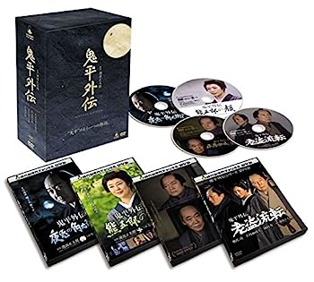 【中古】鬼平外伝DVD-BOX 4巻組【メーカー名】【メーカー型番】【ブランド名】松竹ホームビデオ【商品説明】鬼平外伝DVD-BOX 4巻組こちらの商品は中古品となっております。 画像はイメージ写真ですので 商品のコンディション・付属品の有無については入荷の度異なります。 買取時より付属していたものはお付けしておりますが付属品や消耗品に保証はございません。 商品ページ画像以外の付属品はございませんのでご了承下さいませ。 中古品のため使用に影響ない程度の使用感・経年劣化（傷、汚れなど）がある場合がございます。 また、中古品の特性上ギフトには適しておりません。 当店では初期不良に限り 商品到着から7日間は返品を受付けております。 他モールとの併売品の為 完売の際はご連絡致しますのでご了承ください。 プリンター・印刷機器のご注意点 インクは配送中のインク漏れ防止の為、付属しておりませんのでご了承下さい。 ドライバー等ソフトウェア・マニュアルはメーカーサイトより最新版のダウンロードをお願い致します。 ゲームソフトのご注意点 特典・付属品・パッケージ・プロダクトコード・ダウンロードコード等は 付属していない場合がございますので事前にお問合せ下さい。 商品名に「輸入版 / 海外版 / IMPORT 」と記載されている海外版ゲームソフトの一部は日本版のゲーム機では動作しません。 お持ちのゲーム機のバージョンをあらかじめご参照のうえ動作の有無をご確認ください。 輸入版ゲームについてはメーカーサポートの対象外です。 DVD・Blu-rayのご注意点 特典・付属品・パッケージ・プロダクトコード・ダウンロードコード等は 付属していない場合がございますので事前にお問合せ下さい。 商品名に「輸入版 / 海外版 / IMPORT 」と記載されている海外版DVD・Blu-rayにつきましては 映像方式の違いの為、一般的な国内向けプレイヤーにて再生できません。 ご覧になる際はディスクの「リージョンコード」と「映像方式※DVDのみ」に再生機器側が対応している必要があります。 パソコンでは映像方式は関係ないため、リージョンコードさえ合致していれば映像方式を気にすることなく視聴可能です。 商品名に「レンタル落ち 」と記載されている商品につきましてはディスクやジャケットに管理シール（値札・セキュリティータグ・バーコード等含みます）が貼付されています。 ディスクの再生に支障の無い程度の傷やジャケットに傷み（色褪せ・破れ・汚れ・濡れ痕等）が見られる場合がありますので予めご了承ください。 2巻セット以上のレンタル落ちDVD・Blu-rayにつきましては、複数枚収納可能なトールケースに同梱してお届け致します。 トレーディングカードのご注意点 当店での「良い」表記のトレーディングカードはプレイ用でございます。 中古買取り品の為、細かなキズ・白欠け・多少の使用感がございますのでご了承下さいませ。 再録などで型番が違う場合がございます。 違った場合でも事前連絡等は致しておりませんので、型番を気にされる方はご遠慮ください。 ご注文からお届けまで 1、ご注文⇒ご注文は24時間受け付けております。 2、注文確認⇒ご注文後、当店から注文確認メールを送信します。 3、お届けまで3-10営業日程度とお考え下さい。 　※海外在庫品の場合は3週間程度かかる場合がございます。 4、入金確認⇒前払い決済をご選択の場合、ご入金確認後、配送手配を致します。 5、出荷⇒配送準備が整い次第、出荷致します。発送後に出荷完了メールにてご連絡致します。 　※離島、北海道、九州、沖縄は遅れる場合がございます。予めご了承下さい。 当店ではすり替え防止のため、シリアルナンバーを控えております。 万が一すり替え等ありました場合は然るべき対応をさせていただきます。 お客様都合によるご注文後のキャンセル・返品はお受けしておりませんのでご了承下さい。 電話対応はしておりませんので質問等はメッセージまたはメールにてお願い致します。
