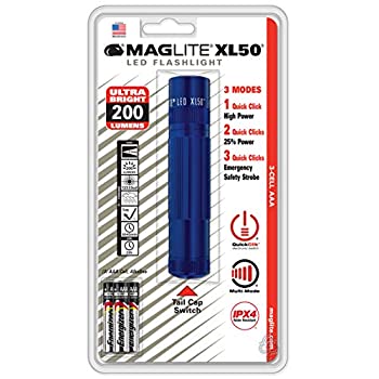 【中古-非常に良い】MAG-LITE(マグライト) ミニマグライト XL50 LED ブルー 【日本正規代理店品】 XL50-S3116Y当店取り扱いの中古品についてこちらの商品は中古品となっております。 付属品の有無については入荷の度異なり、商品タイトルに付属品についての記載がない場合もございますので、ご不明な場合はメッセージにてお問い合わせください。 買取時より付属していたものはお付けしておりますが、付属品や消耗品に保証はございません。中古品のため、使用に影響ない程度の使用感・経年劣化（傷、汚れなど）がある場合がございますのでご了承下さい。また、中古品の特性上ギフトには適しておりません。当店は専門店ではございませんので、製品に関する詳細や設定方法はメーカーへ直接お問い合わせいただきますようお願い致します。 画像はイメージ写真です。ビデオデッキ、各プレーヤーなど在庫品によってリモコンが付属してない場合がございます。限定版の付属品、ダウンロードコードなどの付属品は無しとお考え下さい。中古品の場合、基本的に説明書・外箱・ドライバーインストール用のCD-ROMはついておりませんので、ご了承の上お買求め下さい。当店での中古表記のトレーディングカードはプレイ用でございます。中古買取り品の為、細かなキズ・白欠け・多少の使用感がございますのでご了承下さいませ。ご返品について当店販売の中古品につきまして、初期不良に限り商品到着から7日間はご返品を受付けておりますので 到着後、なるべく早く動作確認や商品確認をお願い致します。1週間を超えてのご連絡のあったものは、ご返品不可となりますのでご了承下さい。中古品につきましては商品の特性上、お客様都合のご返品は原則としてお受けしておりません。ご注文からお届けまでご注文は24時間受け付けております。当店販売の中古品のお届けは国内倉庫からの発送の場合は3営業日〜10営業日前後とお考え下さい。 海外倉庫からの発送の場合は、一旦国内委託倉庫へ国際便にて配送の後にお客様へお送り致しますので、お届けまで3週間から1カ月ほどお時間を頂戴致します。※併売品の為、在庫切れの場合はご連絡させて頂きます。※離島、北海道、九州、沖縄は遅れる場合がございます。予めご了承下さい。※ご注文後、当店より確認のメールをする場合がございます。ご返信が無い場合キャンセルとなりますので予めご了承くださいませ。