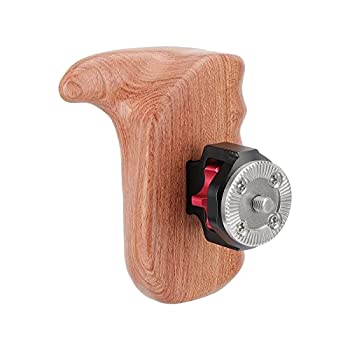 【中古】camvate木製ハンドルグリップwith ARRIロゼットマウント( Left Hand )当店取り扱いの中古品についてこちらの商品は中古品となっております。 付属品の有無については入荷の度異なり、商品タイトルに付属品についての記載がない場合もございますので、ご不明な場合はメッセージにてお問い合わせください。 買取時より付属していたものはお付けしておりますが、付属品や消耗品に保証はございません。中古品のため、使用に影響ない程度の使用感・経年劣化（傷、汚れなど）がある場合がございますのでご了承下さい。また、中古品の特性上ギフトには適しておりません。当店は専門店ではございませんので、製品に関する詳細や設定方法はメーカーへ直接お問い合わせいただきますようお願い致します。 画像はイメージ写真です。ビデオデッキ、各プレーヤーなど在庫品によってリモコンが付属してない場合がございます。限定版の付属品、ダウンロードコードなどの付属品は無しとお考え下さい。中古品の場合、基本的に説明書・外箱・ドライバーインストール用のCD-ROMはついておりませんので、ご了承の上お買求め下さい。当店での中古表記のトレーディングカードはプレイ用でございます。中古買取り品の為、細かなキズ・白欠け・多少の使用感がございますのでご了承下さいませ。ご返品について当店販売の中古品につきまして、初期不良に限り商品到着から7日間はご返品を受付けておりますので 到着後、なるべく早く動作確認や商品確認をお願い致します。1週間を超えてのご連絡のあったものは、ご返品不可となりますのでご了承下さい。中古品につきましては商品の特性上、お客様都合のご返品は原則としてお受けしておりません。ご注文からお届けまでご注文は24時間受け付けております。当店販売の中古品のお届けは国内倉庫からの発送の場合は3営業日〜10営業日前後とお考え下さい。 海外倉庫からの発送の場合は、一旦国内委託倉庫へ国際便にて配送の後にお客様へお送り致しますので、お届けまで3週間から1カ月ほどお時間を頂戴致します。※併売品の為、在庫切れの場合はご連絡させて頂きます。※離島、北海道、九州、沖縄は遅れる場合がございます。予めご了承下さい。※ご注文後、当店より確認のメールをする場合がございます。ご返信が無い場合キャンセルとなりますので予めご了承くださいませ。