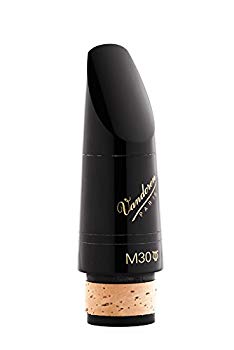 【状態　非常に良い】(中古品)バンドーレン B♭クラリネット マウスピース M30-LYRE【メーカー名】VANDOREN【メーカー型番】CM3001【ブランド名】VANDOREN【商品説明】バンドーレン B♭クラリネット マウスピース M30-LYREトラディショナル:あらゆるタイプの奏者のニーズに応じて、様々な個性を持つモデルが作られています。5RV-LYREよりも開きが広く、フェイシングが長いモデル。より柔軟でまろやかな音を生み出します。■ティップオープニング:1.135mm■フェイシング:ロング当店では初期不良に限り、商品到着から7日間は返品を 受付けております。品切れの場合は2週間程度でお届け致します。ご注文からお届けまで1、ご注文⇒24時間受け付けております。2、注文確認⇒当店から注文確認メールを送信します。3、在庫確認⇒中古品は受注後に、再メンテナンス、梱包しますので　お届けまで3日〜10日程度とお考え下さい。4、入金確認⇒前払い決済をご選択の場合、ご入金確認後、配送手配を致します。5、出荷⇒配送準備が整い次第、出荷致します。配送業者、追跡番号等の詳細をメール送信致します。6、到着⇒出荷後、1〜3日後に商品が到着します。当店はリサイクル専門店につき一般のお客様から買取しました中古扱い品です。ご来店ありがとうございます。