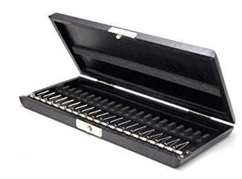 (中古品)オーボエ用リードケース　20本入(スライド式)　OB20S【Tokyo Music Supply】【メーカー名】Tokyo Music Supply【メーカー型番】【ブランド名】Tokyo Music Supply【商品説明】オーボエ用リードケース　20本入(スライド式)　OB20S【Tokyo Music Supply】オーボエリードを安全に20本収納できます。留め金はスライド式です。当店では初期不良に限り、商品到着から7日間は返品を 受付けております。品切れの場合は2週間程度でお届け致します。ご注文からお届けまで1、ご注文⇒24時間受け付けております。2、注文確認⇒当店から注文確認メールを送信します。3、在庫確認⇒中古品は受注後に、再メンテナンス、梱包しますので　お届けまで3日〜10日程度とお考え下さい。4、入金確認⇒前払い決済をご選択の場合、ご入金確認後、配送手配を致します。5、出荷⇒配送準備が整い次第、出荷致します。配送業者、追跡番号等の詳細をメール送信致します。6、到着⇒出荷後、1〜3日後に商品が到着します。当店はリサイクル専門店につき一般のお客様から買取しました中古扱い品です。ご来店ありがとうございます。