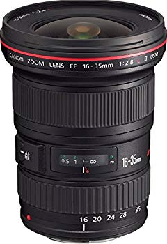 【中古 良品】Canon 広角ズームレンズ EF16-35mm F2.8L II USM フルサイズ対応【メーカー名】キヤノン【メーカー型番】1910B005【ブランド名】キヤノン【商品説明】Canon 広角ズームレンズ EF16-35mm F2.8L II USM フルサイズ対応1910B005AA当店では初期不良に限り、商品到着から7日間は返品を 受付けております。・万が一、品切れの場合は2週間程度でお届け致します。ご注文からお届けまで1、ご注文⇒ご注文は24時間受け付けております。2、注文確認⇒ご注文後、当店から注文確認メールを送信します。3、在庫確認⇒国内在庫：3〜5日程度でお届け。　海外在庫：2週間程度でお届け。""　※中古品は受注後に、再メンテナンス、梱包しますので　お届けまで3日〜7日程度とお考え下さい。""　※在庫切れの場合はご連絡させて頂きます。4、入金確認⇒前払い決済をご選択の場合、ご入金確認後、配送手配を致します。5、出荷⇒配送準備が整い次第、出荷致します。配送業者、追跡番号等の詳細をメール送信致します。6、到着⇒出荷後、1〜3日後に商品が到着します。　※離島、北海道、九州、沖縄は遅れる場合がございます。予めご了承下さい。ご来店ありがとうございます。