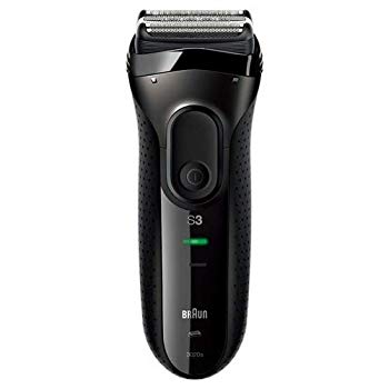 ブラウン 電気シェーバー（ブラック）BRAUN Series3（シリーズ3）【3枚刃】 3020S-B-P1【メーカー名】ブラウン【メーカー型番】【ブランド名】ブラウン(BRAUN)【商品説明】ブラウン 電気シェーバー（ブラック）BRAUN Series3（シリーズ3）【3枚刃】 3020S-B-P13連サスペンションヘッドシステム搭載肌にやさしい深剃り当店では初期不良に限り、商品到着から7日間は返品を 受付けております。品切れの場合は2週間程度でお届け致します。ご注文からお届けまで1、ご注文⇒24時間受け付けております。2、注文確認⇒当店から注文確認メールを送信します。3、在庫確認⇒中古品は受注後に、再メンテナンス、梱包しますので　お届けまで3日〜10日程度とお考え下さい。4、入金確認⇒前払い決済をご選択の場合、ご入金確認後、配送手配を致します。5、出荷⇒配送準備が整い次第、出荷致します。配送業者、追跡番号等の詳細をメール送信致します。6、到着⇒出荷後、1〜3日後に商品が到着します。当店はリサイクル専門店につき一般のお客様から買取しました中古扱い品です。ご来店ありがとうございます。