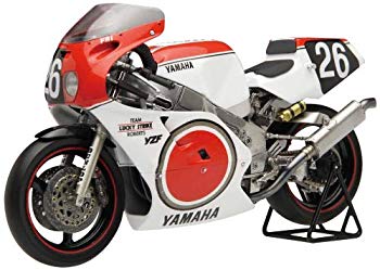 【状態　非常に良い】(中古品)フジミ模型 1/12 ヤマハ YZF750 '87チーム・ラッキーストライク・ロバーツ【メーカー名】フジミ模型(FUJIMI)【メーカー型番】BIKE-6【ブランド名】フジミ模型(FUJIMI)【商品説明】フジミ模型 1/12 ヤマハ YZF750 '87チーム・ラッキーストライク・ロバーツ組み立て、塗装が必要なプラモデル。別途、工具、塗料等が必要。当店では初期不良に限り、商品到着から7日間は返品を 受付けております。品切れの場合は2週間程度でお届け致します。ご注文からお届けまで1、ご注文⇒24時間受け付けております。2、注文確認⇒当店から注文確認メールを送信します。3、在庫確認⇒中古品は受注後に、再メンテナンス、梱包しますので　お届けまで3日〜10日程度とお考え下さい。4、入金確認⇒前払い決済をご選択の場合、ご入金確認後、配送手配を致します。5、出荷⇒配送準備が整い次第、出荷致します。配送業者、追跡番号等の詳細をメール送信致します。6、到着⇒出荷後、1〜3日後に商品が到着します。当店はリサイクル専門店につき一般のお客様から買取しました中古扱い品です。ご来店ありがとうございます。