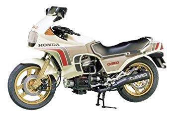 (中古品)タミヤ Honda CX500 ターボ (1/12 オートバイシリーズ No.16) 14016【メーカー名】タミヤ(TAMIYA)【メーカー型番】14016【ブランド名】タミヤ(TAMIYA)【商品説明】タミヤ Honda CX500 ターボ (1/12 オートバイシリーズ No.16) 14016主な製造国 : 日本当店では初期不良に限り、商品到着から7日間は返品を 受付けております。品切れの場合は2週間程度でお届け致します。ご注文からお届けまで1、ご注文⇒24時間受け付けております。2、注文確認⇒当店から注文確認メールを送信します。3、在庫確認⇒中古品は受注後に、再メンテナンス、梱包しますので　お届けまで3日〜10日程度とお考え下さい。4、入金確認⇒前払い決済をご選択の場合、ご入金確認後、配送手配を致します。5、出荷⇒配送準備が整い次第、出荷致します。配送業者、追跡番号等の詳細をメール送信致します。6、到着⇒出荷後、1〜3日後に商品が到着します。当店はリサイクル専門店につき一般のお客様から買取しました中古扱い品です。ご来店ありがとうございます。