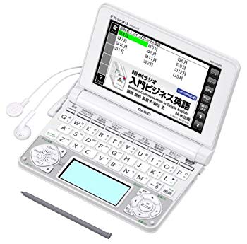 (中古品)カシオEX-word 電子辞書 ビジネスコンテンツ充実モデル XD-N8500WE ホワイト【メーカー名】カシオ【メーカー型番】XD-N8500WE【ブランド名】CASIO(カシオ)【商品説明】カシオEX-word 電子辞書 ビジネスコンテンツ充実モデル XD-N8500WE ホワイト14.8cm×10.6cm, 主な付属品=タッチペン1本、専用ヘッドホン、専用USBケーブル、単3形アルカリ乾電池2本。参考価格として表示しているのは商品発売時点でのメーカーの想定した価格です。お届け：受注後に再メンテ、梱包します。到着まで3日〜10日程度とお考え下さい。当店では初期不良に限り、商品到着から7日間は返品を 受付けております。品切れの場合は2週間程度でお届け致します。ご注文からお届けまで1、ご注文⇒24時間受け付けております。2、注文確認⇒当店から注文確認メールを送信します。3、在庫確認⇒中古品は受注後に、再メンテナンス、梱包しますので　お届けまで3日〜10日程度とお考え下さい。4、入金確認⇒前払い決済をご選択の場合、ご入金確認後、配送手配を致します。5、出荷⇒配送準備が整い次第、出荷致します。配送業者、追跡番号等の詳細をメール送信致します。6、到着⇒出荷後、1〜3日後に商品が到着します。当店はリサイクル専門店につき一般のお客様から買取しました中古扱い品です。ご来店ありがとうございます。