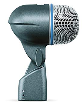 【状態　非常に良い】(中古品)SHURE ダイナミックマイク BETA52A BETA 52A-X 【国内正規品】【メーカー名】SHURE【メーカー型番】BETA 52A-X【ブランド名】SHURE【商品説明】SHURE ダイナミックマイク BETA52A BETA 52A-X 【国内正規品】低音楽器用に最適な周波数特性を備え、音圧の高い楽器の力強いサウンドをクリアーに収音するBeta52Aは他の音源からの影響を受けにくいスーパーカーディオイドデザインです。プロのミュージシャンのキックドラム、バスアンプ、アコースティックベース用マイクロホンとして最適です。ステージ上でもスタジオ内でもクオリティーの高い音を収音します。全周波数帯域におよび、ハウリングを抑えての高ゲインの達成と、不要な音源に対する優れたセパレーションを可能にしています。一体式XLRコネクタ付きのダイナミック・ロッキング・スタンド・アダプターを備えているので、キックドラムの内側にも簡単に設置できます。スタンド・アダプターによりマイクロホンの位置が固定されるので、激しい衝撃や強い振動の中でも、位置がずれることはありません。当店では初期不良に限り、商品到着から7日間は返品を 受付けております。品切れの場合は2週間程度でお届け致します。ご注文からお届けまで1、ご注文⇒24時間受け付けております。2、注文確認⇒当店から注文確認メールを送信します。3、在庫確認⇒中古品は受注後に、再メンテナンス、梱包しますので　お届けまで3日〜10日程度とお考え下さい。4、入金確認⇒前払い決済をご選択の場合、ご入金確認後、配送手配を致します。5、出荷⇒配送準備が整い次第、出荷致します。配送業者、追跡番号等の詳細をメール送信致します。6、到着⇒出荷後、1〜3日後に商品が到着します。当店はリサイクル専門店につき一般のお客様から買取しました中古扱い品です。ご来店ありがとうございます。