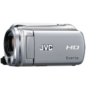 【状態　非常に良い】(中古品)ビクターEverio フルHD 80GBHDDムービー GZ-HD500【メーカー名】ビクター【メーカー型番】GZ-HD500【ブランド名】JVCケンウッド【商品説明】ビクターEverio フルHD 80GBHDDムービー GZ-HD500お届け：受注後に再メンテ、梱包します。到着まで3日〜10日程度とお考え下さい。当店では初期不良に限り、商品到着から7日間は返品を 受付けております。品切れの場合は2週間程度でお届け致します。ご注文からお届けまで1、ご注文⇒24時間受け付けております。2、注文確認⇒当店から注文確認メールを送信します。3、在庫確認⇒中古品は受注後に、再メンテナンス、梱包しますので　お届けまで3日〜10日程度とお考え下さい。4、入金確認⇒前払い決済をご選択の場合、ご入金確認後、配送手配を致します。5、出荷⇒配送準備が整い次第、出荷致します。配送業者、追跡番号等の詳細をメール送信致します。6、到着⇒出荷後、1〜3日後に商品が到着します。当店はリサイクル専門店につき一般のお客様から買取しました中古扱い品です。ご来店ありがとうございます。