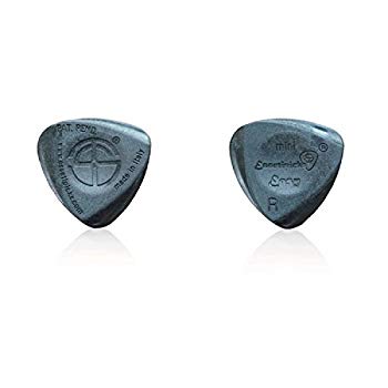 (中古品)Essetipicks EASY Mini 右利き用 ギターピック【メーカー名】Essetipicks【メーカー型番】【ブランド名】Essetipicks【商品説明】Essetipicks EASY Mini 右利き用 ギターピックこの度はご来店誠に有難うございます！当店では初期不良に限り、商品到着から7日間は返品を受付けております。ご注文後のお客様都合での返品はお受けしておりませんのでご了承ください。他モールとの併売を行っておりますので、万が一売り切れの場合はご連絡させて頂きます。当店の・品は、お客様から買い取りました中古扱い品です。ご注文からお届けまで1、ご注文⇒ご注文は24時間受け付けております。2、注文確認⇒ご注文後、当店から注文確認メールを送信します。3、在庫確認⇒お届けまで3日から10日程度とお考え下さい。商品によってはお取り寄せさせていただきますので、通常よりお時間がかかる場合があります。その際はご連絡させていただきますのでご了承願います。当店は少人数運営のため、電話でのお問い合わせは受け付けておりませんので、メールにてお願い致します。ご来店ありがとうございます。