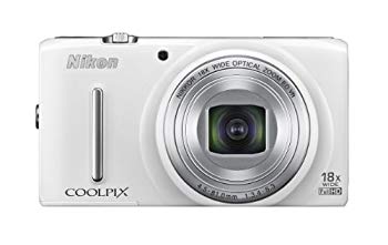 【中古 良品】Nikon デジタルカメラ COOLPIX S9400 光学18倍ズーム 有効画素数1811万画素 エレガントホワイト S9400WH【メーカー名】ニコン【メーカー型番】COOLPIX S9400(WH)【ブランド名】ニコン【商品説明】Nikon デジタルカメラ COOLPIX S9400 光学18倍ズーム 有効画素数1811万画素 エレガントホワイト S9400WHS9400WH付属品1:ストラップ付属品2:Li-ionリチャージャブルバッテリー EN-EL12付属品3:本体充電ACアダプター EH-70P付属品4:USBケーブル UC-E6当店では初期不良に限り、商品到着から7日間は返品を 受付けております。・万が一、品切れの場合は2週間程度でお届け致します。ご注文からお届けまで1、ご注文⇒ご注文は24時間受け付けております。2、注文確認⇒ご注文後、当店から注文確認メールを送信します。3、在庫確認⇒国内在庫：3〜5日程度でお届け。　海外在庫：2週間程度でお届け。""　※中古品は受注後に、再メンテナンス、梱包しますので　お届けまで3日〜7日程度とお考え下さい。""　※在庫切れの場合はご連絡させて頂きます。4、入金確認⇒前払い決済をご選択の場合、ご入金確認後、配送手配を致します。5、出荷⇒配送準備が整い次第、出荷致します。配送業者、追跡番号等の詳細をメール送信致します。6、到着⇒出荷後、1〜3日後に商品が到着します。　※離島、北海道、九州、沖縄は遅れる場合がございます。予めご了承下さい。ご来店ありがとうございます。