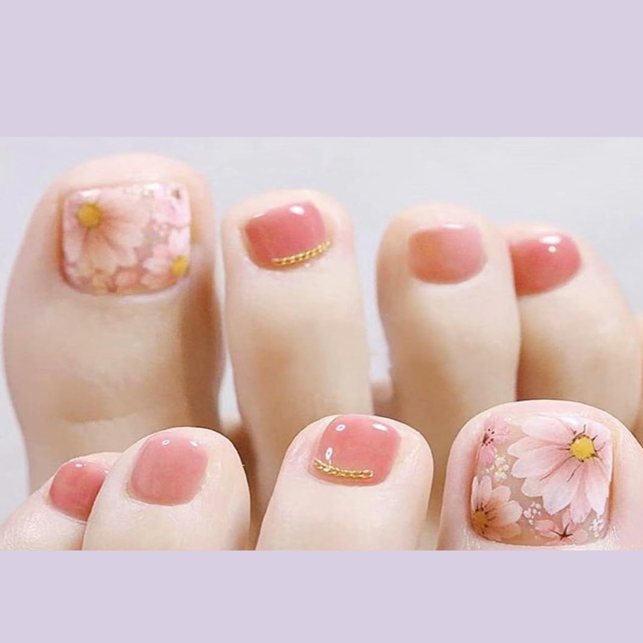 【送料無料】ジェルネイルシール 足用 2枚入 マニキュア膜付 長持ち無臭 防水 安全 貼るジェルネイル 貼って固めるグラデーション オフィスネイル キラキラ 可愛い シンプル 女性 プレゼント ツール付き … 色：H097-01