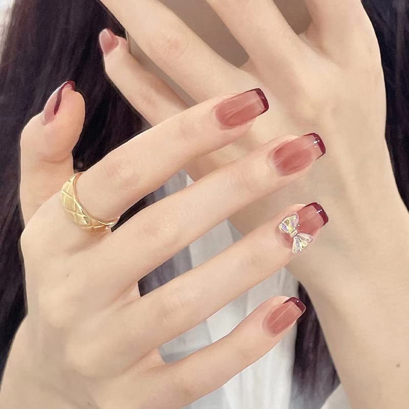 【送料無料】CQJSYL ネイル チップ 24枚入り ネイル用品 ラウンドチップ ネイルチップ ショート雰囲気色 かわいいつけ爪 デザイン 小さく短め バレエ 短め 貼るだけつけ爪用輸入両面テープ48個付き 色：蝶・チョコレート色