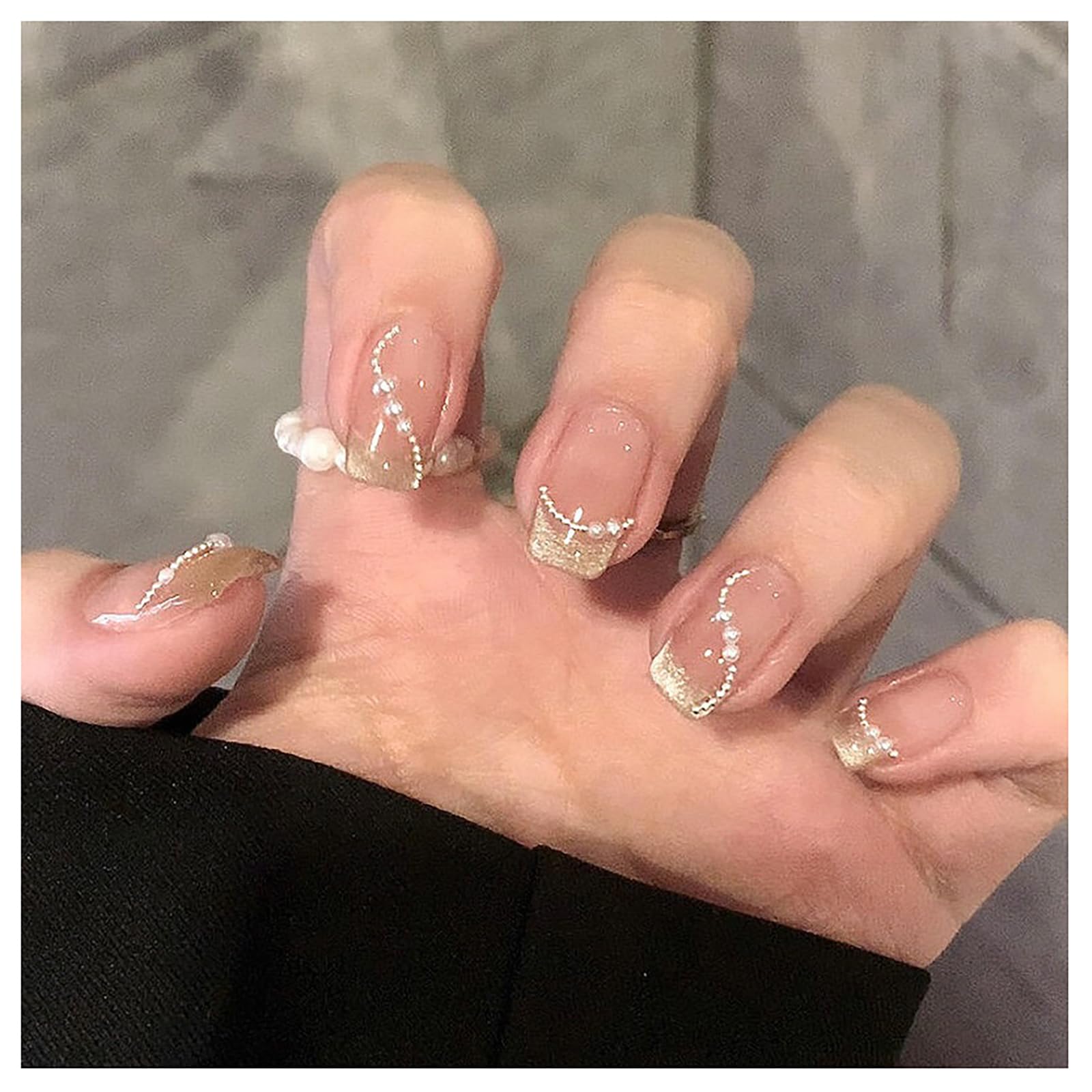 【送料無料】ドミ屋 ネイルチップ 30枚入 バレエ 春夏 ネイルチップ ベリーショート 人気 ネイルシール つけ爪 かわいい 付け爪 3D爪 ラウンドチップ ファッション ネイル 結婚式ネイルチップ 花嫁ネイル 色：BY1903、サイズ：free