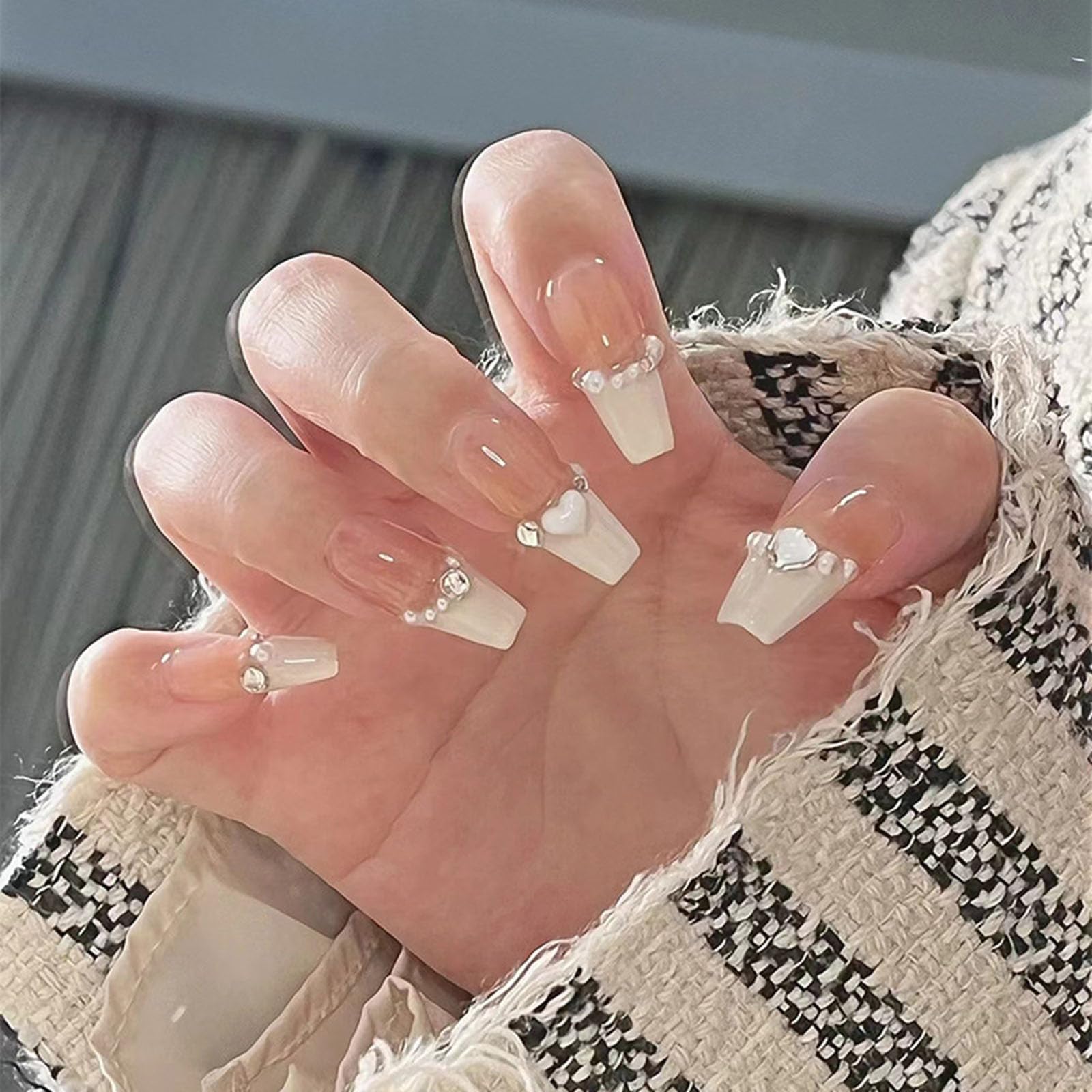 【送料無料】ネイルチップ 24枚入 ネイルチップ ロング 人気 和風 付け爪 チップ 3D ネイルチップ 手作りネイルチップ 和風 花嫁ネイル 光沢 韓国 ピンクネイル 成人式 入学式 卒業式 結婚式 パーティー 日常生活 初心者 練習 色：C181、サイズ：12サイズ 24枚