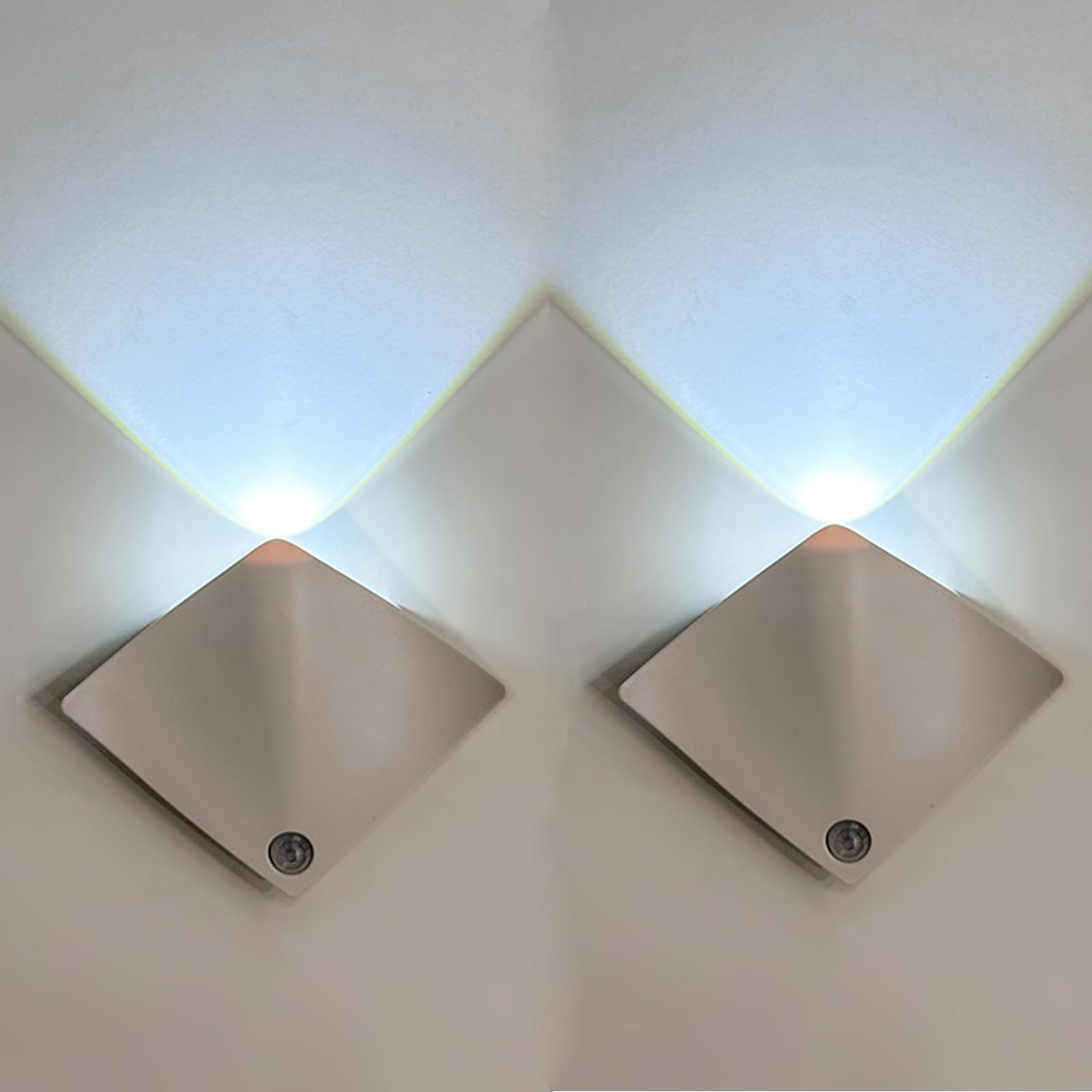 【送料無料】CLEAYODO LEDライト 照明 間接照明 屋内 人感センサーライト 人体センサー 人体センサーラ..