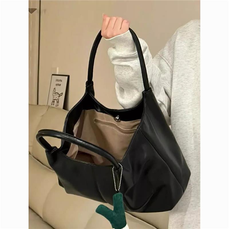 【送料無料】腕下用 ショルダーバッグ ハンドバッグ 大容量 トートバッグ ソフトレザー 通勤 インスタ風 シンプル 2025年春新作