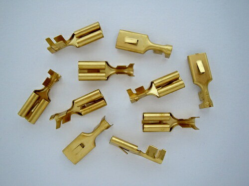 �ŵ������ε�ǽ��к��ʡ�ȾƳ�Ρ����񡦻�̳���ʨ��䥶����ü�ҡ�10�Ģ�7116-3050