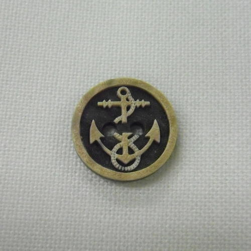 【1個単位】ポリボタン　9558　イカリ浮き彫り　　　13ミリ　1個