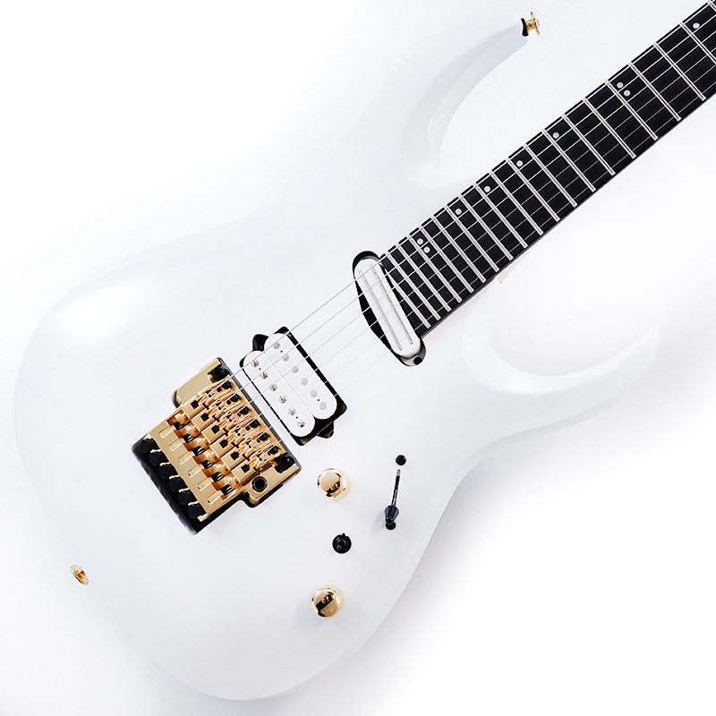 RGA Prestige Axe Design Lab 2023 New Model!!超高音域まで奏でられる、27フレット仕様・RGA Prestigeモデル!!3次元アーチド・トップ・ボディとスクープ・カット・ホーンを与えられたRGAは、美しさと高い演奏性を兼ね備えるモダン・メタル・ギターです。RGA622XHは2オクターブの更に上の音域をリード・プレイヤーとシュレッダーへ提起する、Made in Japanのトレモロ・モデルです。■Wizard HPシェイプ・ネックよりナチュラルなサウンドと高い強度を両立させる、メイプル材とウォルナット材を5pcに組み合わせて完成しています。軽い握り心地を好むプレイヤーに最適な、高プレイアビリティの薄ネックです。■マカッサル・エボニー・指板硬質で音の立ち上りに優れている、マカッサル・エボニー材を採用。■27フレット仕様ハイフレットでのリードやシュレッドを好むプレイヤー向けに、超高音域まで奏でられる27フレット仕様。■アフリカン・マホガニー・ボディ豊かな中低音域特性を持つアフリカン・マホガニー材を採用。■Deep and beveled lower horn scoopカッタウェイを深く斜めに抉ることで、ハイポジションへのアクセスとプレイアビリティを高めます。■DiMarzio製ピックアップw/コイルタップ・スイッチネック・ポジションにはクリアかつウォームなサウンドが特徴のAir Norton S、ブリッジ・ポジションには高音域から低音域までバランスよく出力しパワフルなサウンドが特徴のThe Tone Zoneを搭載。コイルタップ機能を備えており、サウンドバリエーションに幅が広がります。■ロー・プロファイル設計を極めたオリジナル・トレモロ、Lo-Pro Edgeユニットを極力低く、ファイン・チューナーを後方に配置し設計することで、演奏時に手が当たりチューニングが狂う可能性を抑えています。■高精度でスムースなGotoh製マシンヘッド■蓄光の指板サイド・ドット・ポジション・インレイ※画像はサンプルです。製品の特性上、杢目、色合いは1本1本異なります。Neck type: Wizard HP 5pc Maple/Walnut neckBody: African Mahogany bodyFretboard: Bound Macassar Ebony fretboard w/Off set Mother of Pearl dot inlay & Luminlay side dotsFret: Jumbo frets w/Prestige fret edge treatmentMachine head: Gotoh machine headsBridge Lo-Pro Edge tremolo bridgeNeck pickup: DiMarzio(R) Air Norton S(H) neck pickupBridge pickup: DiMarzio(R) The Tone Zone(R) (H) bridge pickupControls， Pickup selector: 1 Volume， 1 Tone， 3-way lever switchOther switches: Coil-tap switchHardware color: GoldStrings: .009/.011/.016/.024/.032/.042Neck DimensionsScale: 648mm/25.5Width at Nut: 43mmWidth at 24 Fret: 58mmThickness at 1st: 18mmThickness at 12th: 20mmRadius: 430mmRハードケース付属◆Color:・WH (White)イケベカテゴリ_ギター_エレキギター_Ibanez_新品 JAN:4549763335173 登録日:2023/05/25 エレキギター アイバニーズ イバニーズ