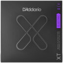 D’Addario XT SeriesEXL、EXP、そしてNYXLとギター弦を進化させてきたD’Addarioから、最新のコーティング弦『XT』が誕生しました。 D’Addario社では、独自の最新コーティング・テクノロジーとこれまでに開発してきたNYSteelといった素材やFusion Twistsのような革新的要素を組み合わせ、実現が難しいと言われてきたノンコーティング弦のようなナチュラルなトーンと タッチフィーリングを併せ持ったロングライフの弦の開発に取り組んできました。XTシリーズは、独自のコーティング・テクノロジーによってハイカーボン・スチールを芯線とした巻弦とプレーン弦の全てに コーティングを施したことでかつてない長寿命化を実現し、強度、ピッチ安定性、耐腐食性においてこれまでのコーティング弦にはなかった 高いパフォーマンスを誇る弦がついに完成しました。＜ナチュラルなトーン＞ノンコーティング弦の倍音と同じくらい長く明瞭なトーンを奏でます。＜抜群のピッチ安定性＞従来の弦に比べ131％もチューニングの安定性が向上しました。＜ピッキング時の強度向上＞強度テストにより最大で42%も強度がアップし切れにくくなりました。XTE1149 Light Top/Heavy Bottom1st:0.0112st:0.0143st:0.0184st:0.0285st:0.0386st:0.049イケベカテゴリ_弦・アクセサリー・パーツ類_エレキ弦_D’Addario_新品 JAN:0019954308889 登録日:2019/10/18 エレキギター弦 ギター弦 エレキ弦 ダダリオ