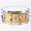 【ブリティッシュドラム・マーベリック・スネアドラムが入荷！】This is the one everyone has been asking for!マーベリックは、British Drumsとして初めてメイプルを使ったスネアドラムです。非常に多くのニーズに応えて、世界中のドラマーにとっても万能なスネアを作り出しました。信頼のおける、とことん使い倒しても大丈夫な馬車馬のようなスネアを作ることを念頭に開発したマーベリックは決して期待を裏切りません。英国にてハンドメイドされた、マーベリックは、14×5.5及び14×6.5のオプションがあります。10プライの北米産メイプルを使用したシェルで、ユーカリをアウターに使っています。マーベリックは30度のラウンドオーバーベアリングエッジを備えており、コールドプレス成形を使った比類のないシェル構造と音域の広さ持っています。スタイリッシュなパラディウムハードウェアと繊細な造形で、クラシックなドラムのスタイルを現代によみがえらせています。マーベリックのメイプルシェルは、スムーズで暖かみのある若干ブライトによったサウンドを引き出せることができます。レスポンスも非常に優れておりどんな音楽ジャンルでも非常に抜けの良いサウンドで演奏できます。マーベリックは更に演奏のレベルを上げるべくして開発されました。非常に広範囲の音域をもち、ありとあらゆる局面で使えるスネアドラムです。Features:14×6.52.3mm トリプルフランジフープ30度 ラウンドオーバーベアリングエッジ10プライ メイプルシェル、ユーカリアウター単板パラディウムラグBDC ロゴバッジパラディウムストレーナーブラススネアワイヤー※店頭にて試打を解禁しておりますため、細かな傷や打痕などがございます。予めご了承ください。イケベカテゴリ_ドラム_スネア_BRITISH DRUM_新品 JAN:5060535224901 登録日:2023/12/25 ブリティッシュ スネア