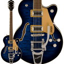 GRETSCH Electromatic Collection美しいキルテッドメイプルトップ、バック、サイドを採用したチェンバードスプルースのセンターブロックを備えた小ぶりなボディが特徴で、ダイナミックなレゾナンス、ハイゲインパワー、軽量な快適性を実現しています。12インチラジアスのローレル指板には22本のミディアムジャンボフレットとNeo-Classicサムネイルインレイが施され、優れたプレイアビリティを提供します。2基のBlack Top Broad Tronハムバッカーを搭載し、大胆でダイナミック、かつ明瞭なトーンとパンチのあるサウンドが得られます。各ピックアップのボリュームコントロール、マスタートーン、マスターボリュームとトレブルブリード回路の組み合わせにより、フレキシブルなサウンド設計が可能です。グレッチのサウンド、スタイル、プレイアビリティに細心の注意を払って作られたこれらのモデルは、数十年にわたりグレッチを際立たせてきた、大胆不敵で存在感のあるサウンドを提供します。※画像はサンプルとなります。製品の特性上、杢目・色合いは1本1本異なります。Body Material: Arched Laminated Maple Top / Arched Laminated Maple BackBody Finish: GlossNeck: Maple， Thin UNeck Finish: GlossFingerboard: Laurel， 12 (305 mm)Frets: 22， Medium JumboPosition Inlays: Pearloid Neo-Classic ThumbnailNut (Material/Width): Graph Tech NuBone， 1.6875 (42.86 mm)Tuning Machines: Die-CastScale Length: 24.6 (625 mm)Bridge: Anchored Adjusto-MaticPickguard: Gold Plexi with Black Gretsch and Electromatic LogosPickups: Black Top Broad Tron (Bridge，Neck)Pickup Switching: 3-Position Toggle: Position 1. Bridge PickupPosition 2. Bridge And Neck PickupsPosition 3. Neck PickupControls: Volume 1. (Neck Pickup)， Volume 2. (Bridge Pickup)， Master Volume， Master ToneControl Knobs: G-ArrowHardware Finish: NickelStrings: .010-.046 Gaugesギグケース付属イケベカテゴリ_ギター_エレキギター_GRETSCH_Electromatic_新品 JAN:0717669878511 登録日:2023/04/01 エレキギター グレッチ エレクトロマチック エレクトロマティック エレマチ