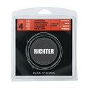 Richter StringsストラップメーカのRichterが何故弦の製造を始めたのか？どこのOEM製品なのか？Richterから弦の製造を開始すると連絡が来た時に一番最初に思った事です。Richterからの回答はOEMではなく自分達で製造する。本当にそんな事が可能なのか？Richterの親友で数十年間鉄鋼業界で働いている人物がいます。原料供給ルート、弦を製作する為の機械の製造業者とコネクションがある彼は、身近でRichterの仕事とブランドの成長を見守って来ました。元々革問屋のRichterがストラップの製造を始めたのは、市場に満足出来る製品が無かったからですが、ベースプレイヤーの彼も同じ様に従来の弦に不満を持っていました。寿命の事を考えるとコーティング弦を選択したいのですが、コーティング弦特有の手触りと音色に満足出来なかったのでRichterに協力し弦の開発を始めました。Richter Stringsは全ての弦にイオンコーティングを施し、耐久性を確保しながらもコーティング弦特有の質感を減らしノンコーティング弦と変わらない手触りとクリアーな音色を持っています。◆特徴・完璧なサウンドと長寿命を実現するイオンコーティング・炭素含有量の高い六角鋼製のコア・ニッケルメッキ線巻きゲージ：045-065-085-105素材：ニッケル弦、ハイカーボン六角スチールコアロングスケールイケベカテゴリ_弦・アクセサリー・パーツ類_ベース弦_Richter Straps_新品 JAN:4570050060126 登録日:2022/08/31 リヒター ベース弦 コーティング弦